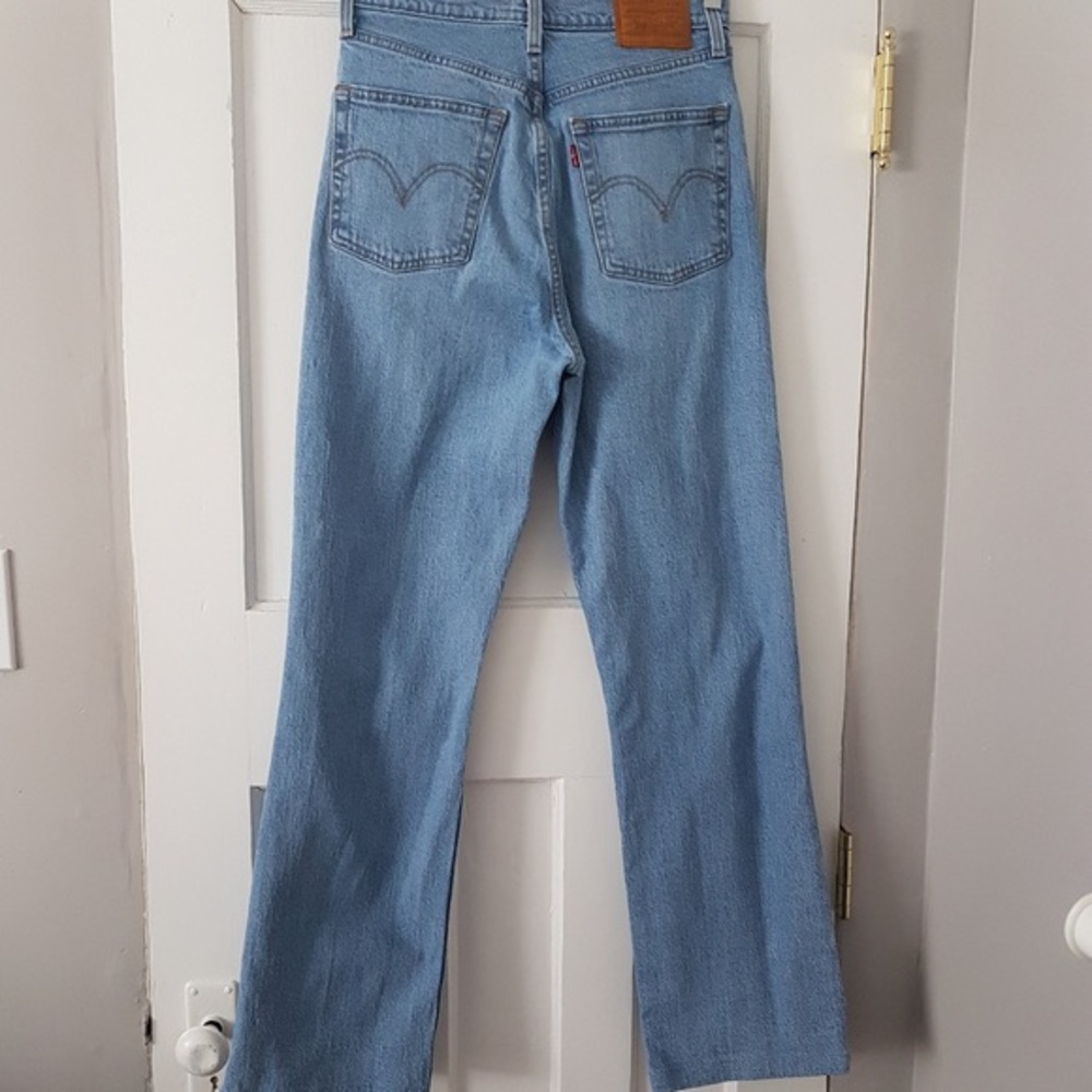 Levis Ribcage Highwaist Straight Distress Button Fly Denim Light Wash Sz 27 - Picture 8 of 12